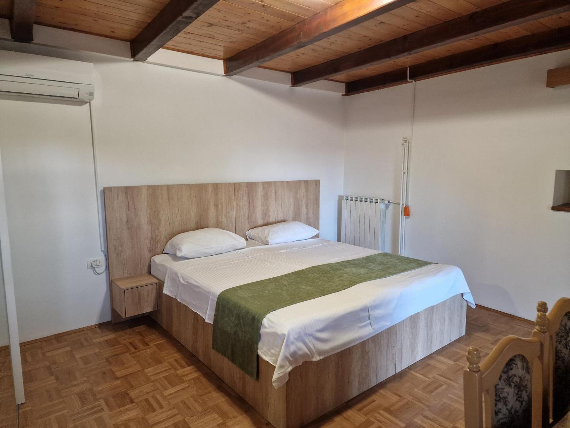 Apartma Nika Pobegi Exterior foto