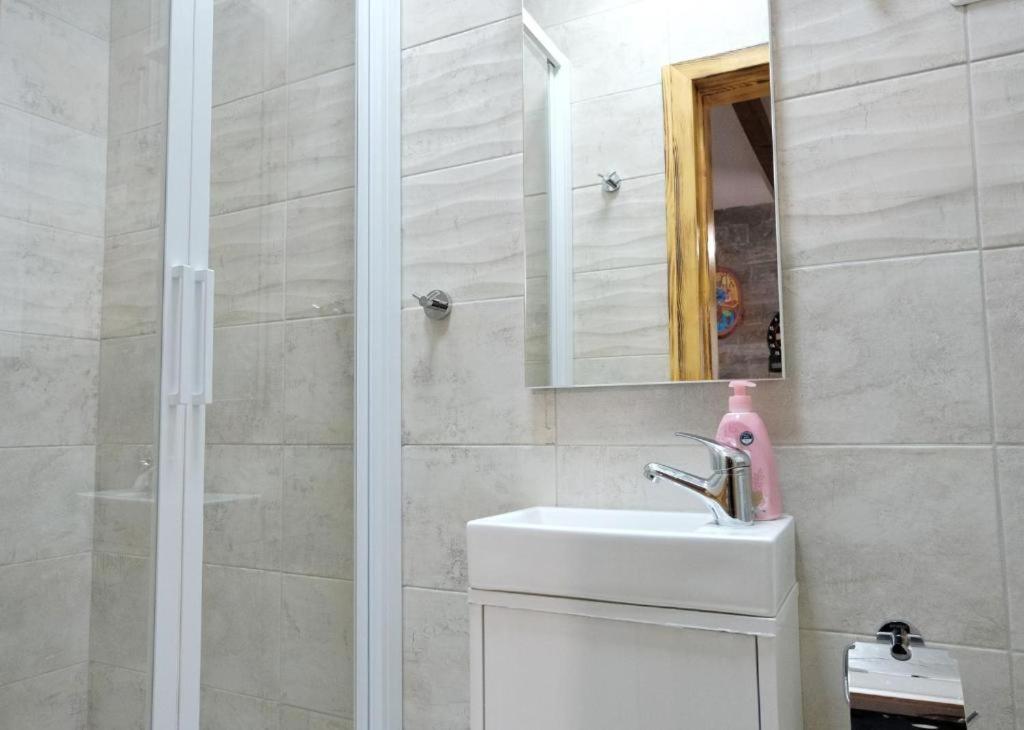 Apartma Nika Pobegi Exterior foto